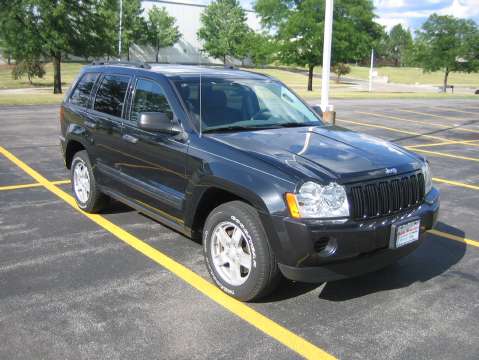 2005 JEEP GRAND CHEROKEE LAREDO 