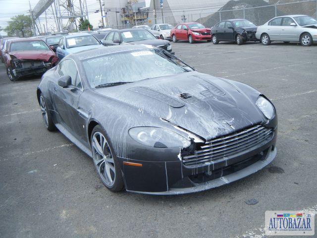 2011 Aston Martin Vantage V12