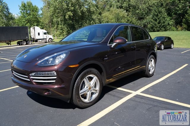 2014 Porsche Cayenne Diesel Platinum Ed.