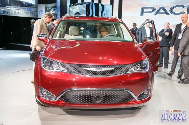 2017 Chrysler Pacifica