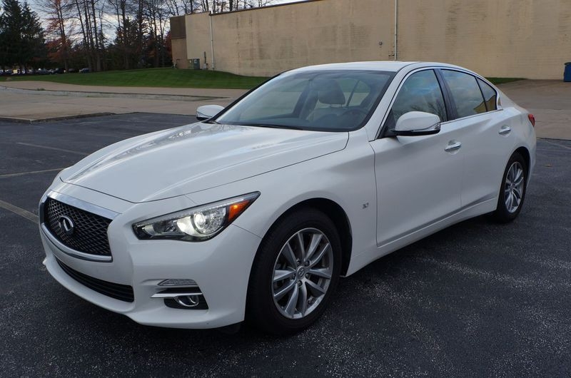 2015 Infiniti Q50